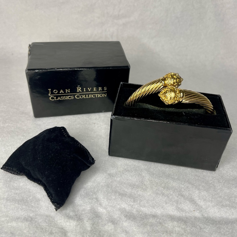 NWOT VTG Joan Rivers Classics Collection Gold Bracelet - Changeable End Charms